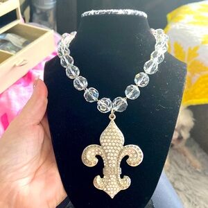 Sissi Amber Fleur de Lis Necklace